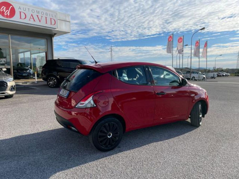 Lancia Ypsilon usata a Pordenone (4)