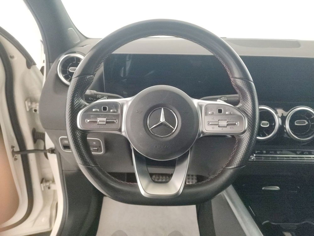 Mercedes-Benz GLA SUV usata a Genova (16)