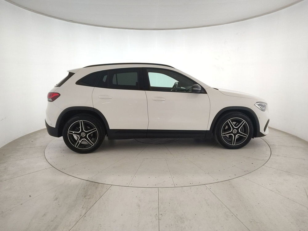 Mercedes-Benz GLA SUV usata a Genova (5)