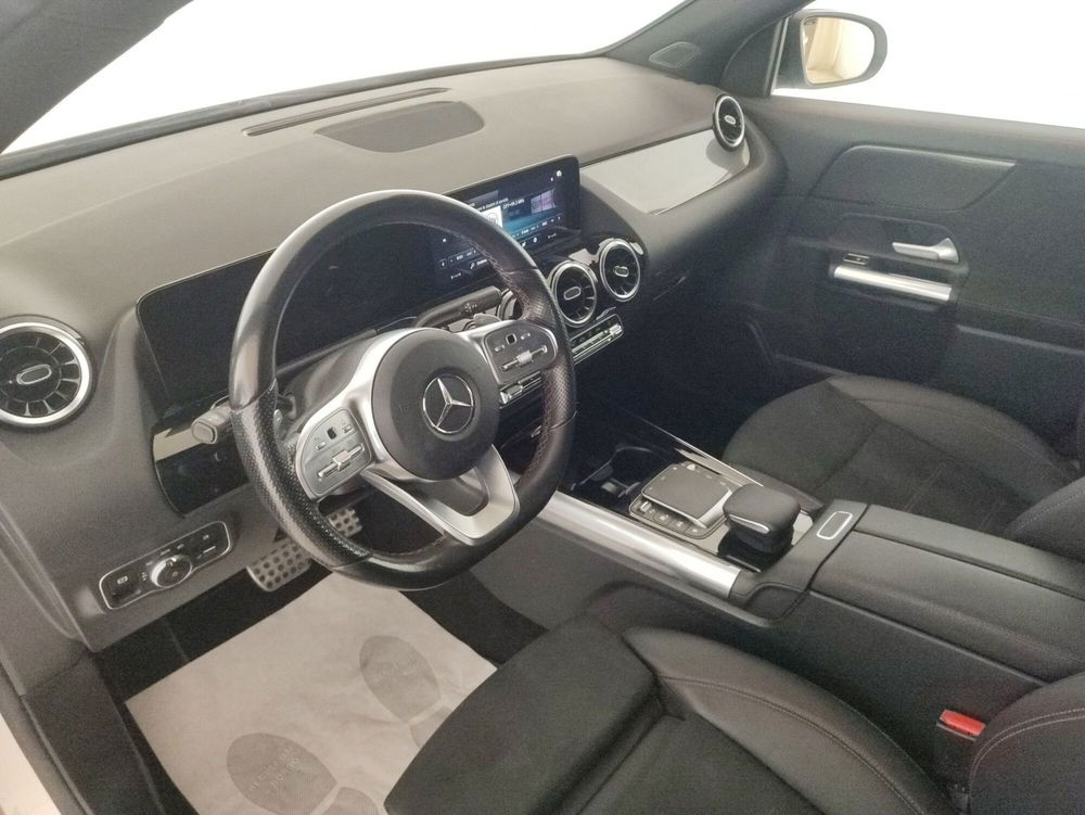 Mercedes-Benz GLA SUV usata a Genova (6)