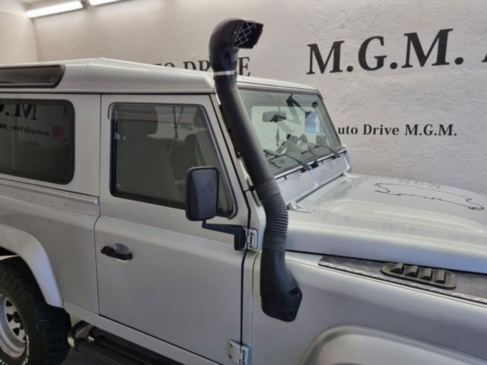 Land Rover Defender usata a Como (12)