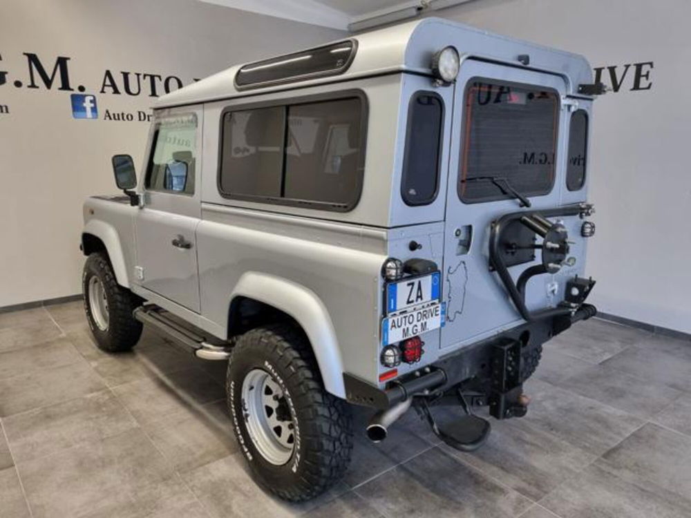 Land Rover Defender usata a Como (16)