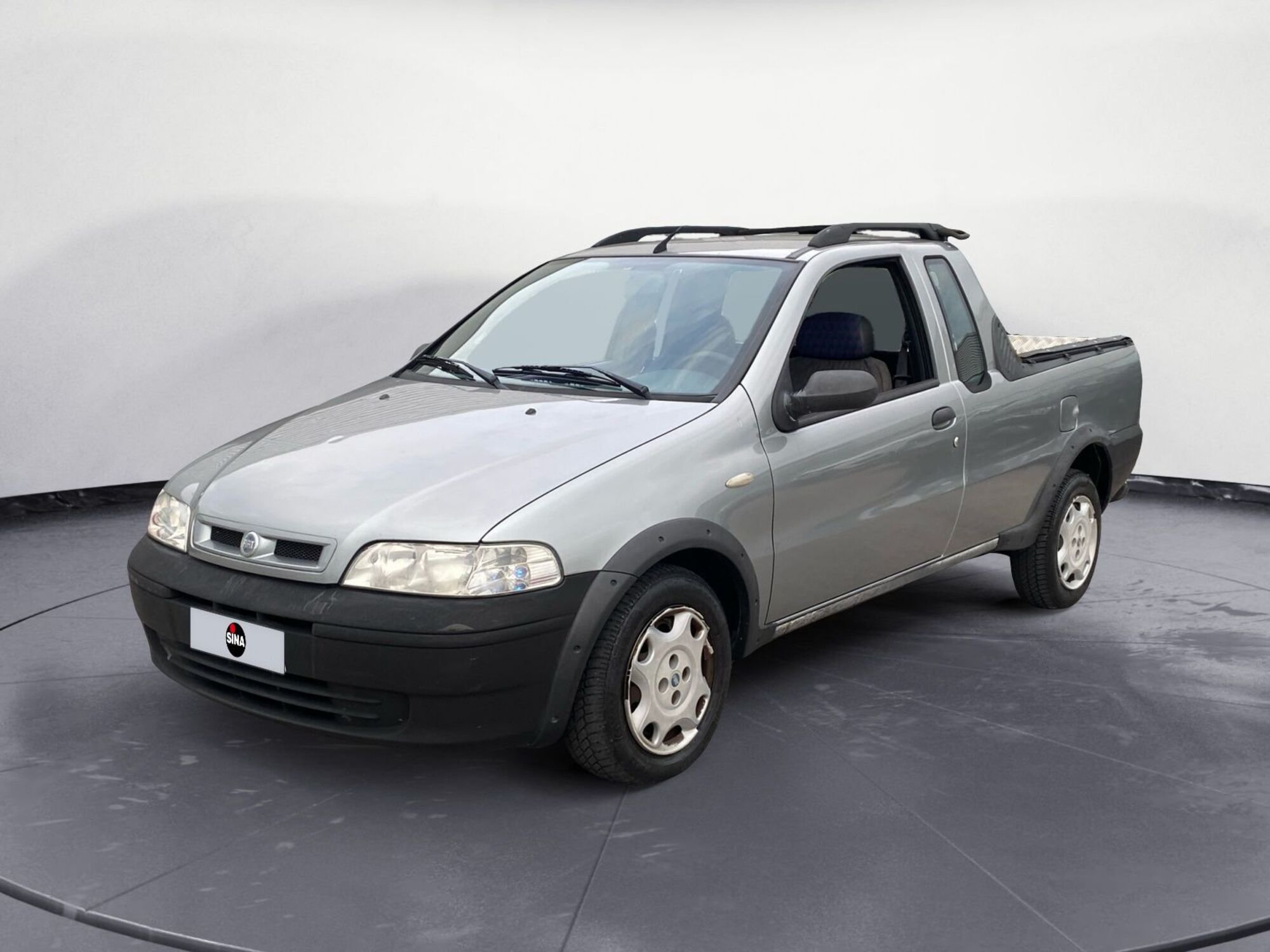 Fiat Strada 1.9 JTD Pick-up Cabina Lunga &quot;Malib&ugrave;&quot; del 2005 usata a Pordenone