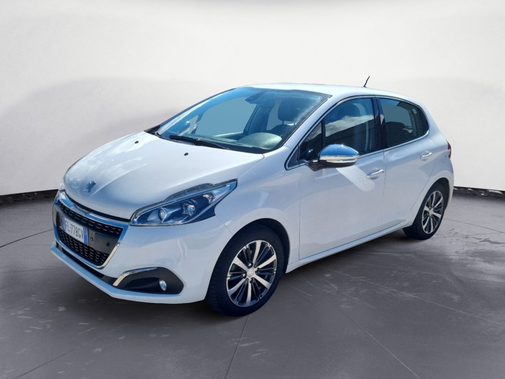 Peugeot 208 75 5 porte Active  del 2017 usata a Tito