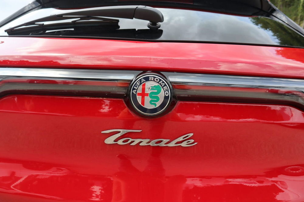 Alfa Romeo Tonale nuova a Salerno (15)