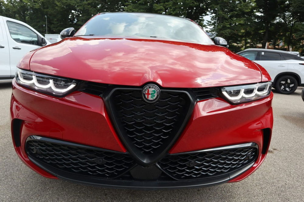 Alfa Romeo Tonale nuova a Salerno (9)