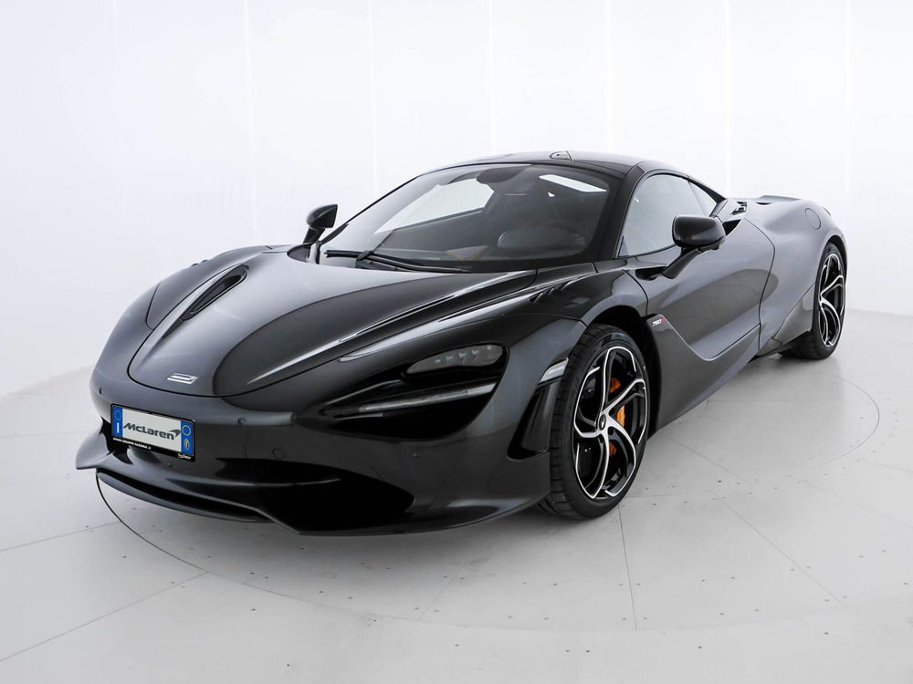 McLaren 750S Coupé nuova a Milano (3)