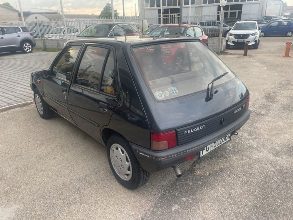 Peugeot 205 usata a Foggia (6)