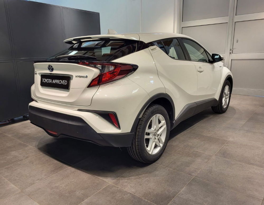 Toyota Toyota C-HR usata a Ferrara (17)