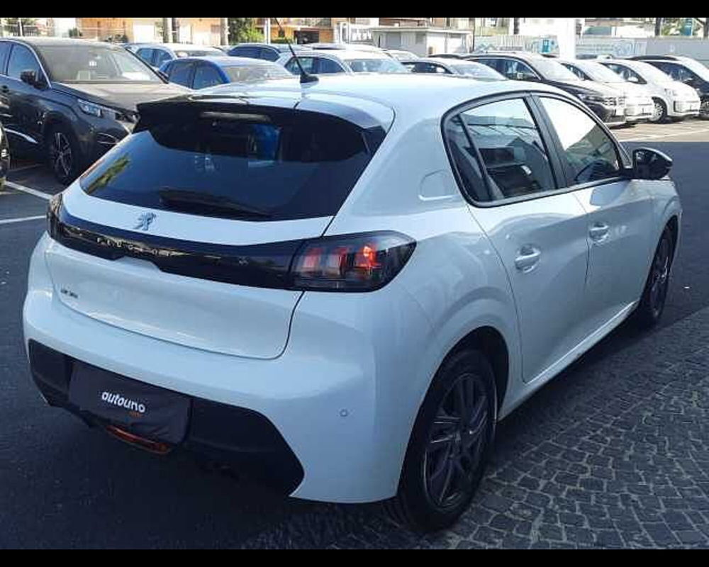 Peugeot 208 usata a Napoli (5)