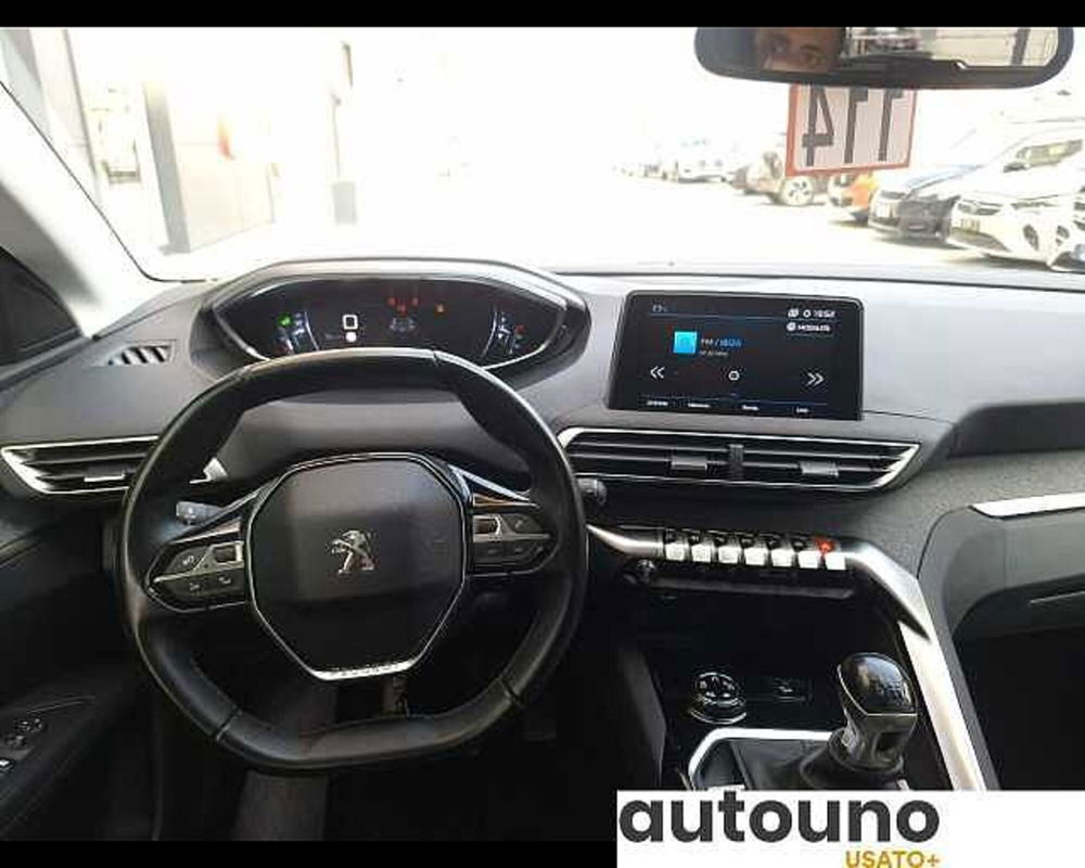 Peugeot 3008 usata a Napoli (12)