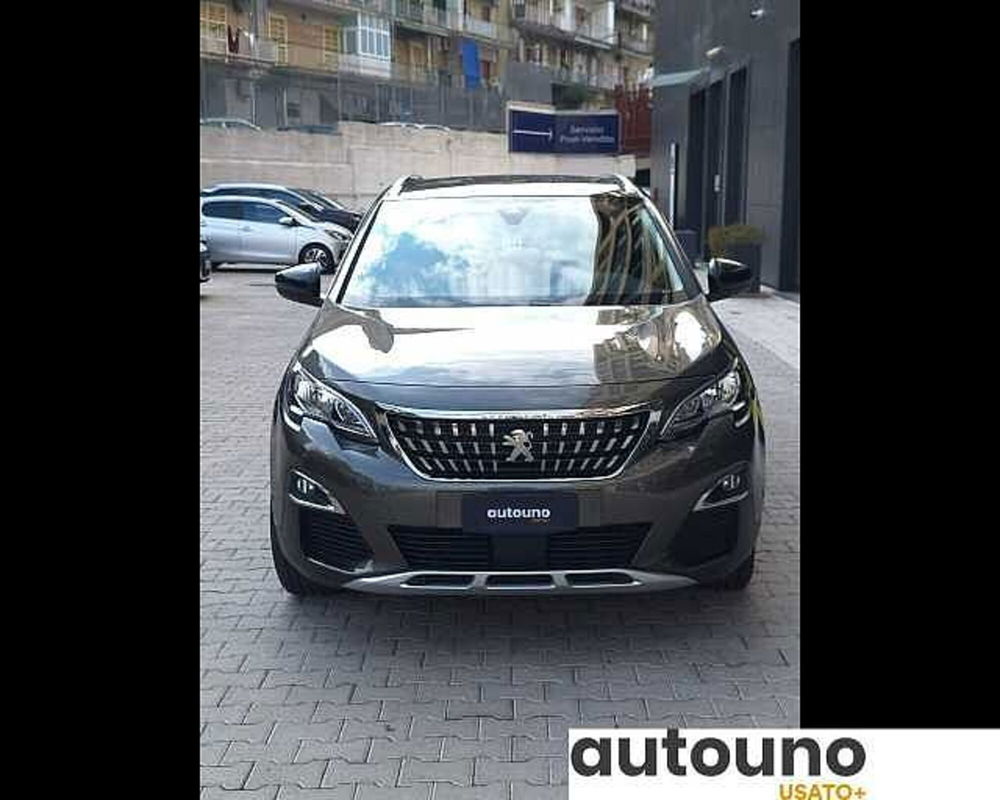 Peugeot 3008 usata a Napoli (2)