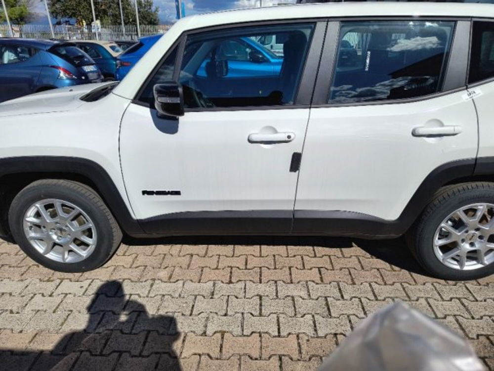 Jeep Renegade nuova a Frosinone (3)