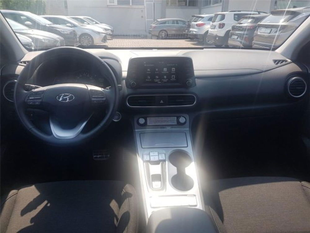 Hyundai Kona usata a Bari (14)