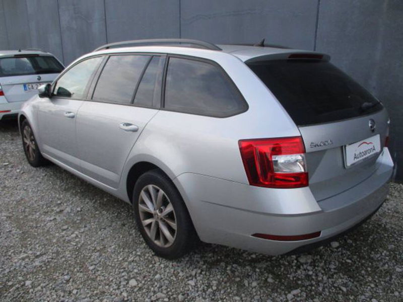 Skoda Octavia Station Wagon 1.5 G-TEC DSG Wagon Executive del 2020 usata a Paruzzaro