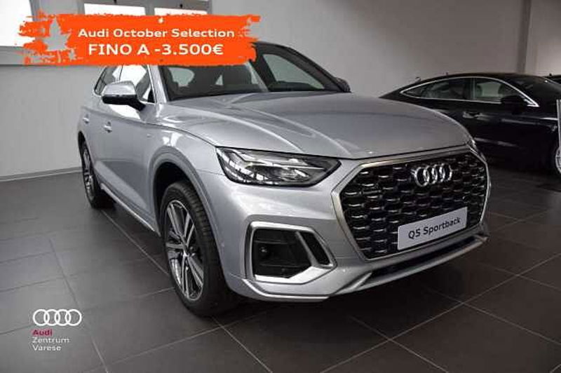 Audi Q5 Sportback 55 2.0 tfsi e Identity Black quattro s-tronic nuova a Varese