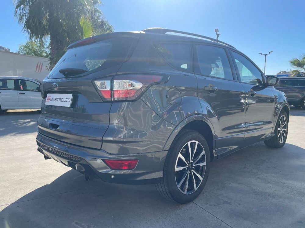 Ford Kuga usata a Lecce (11)