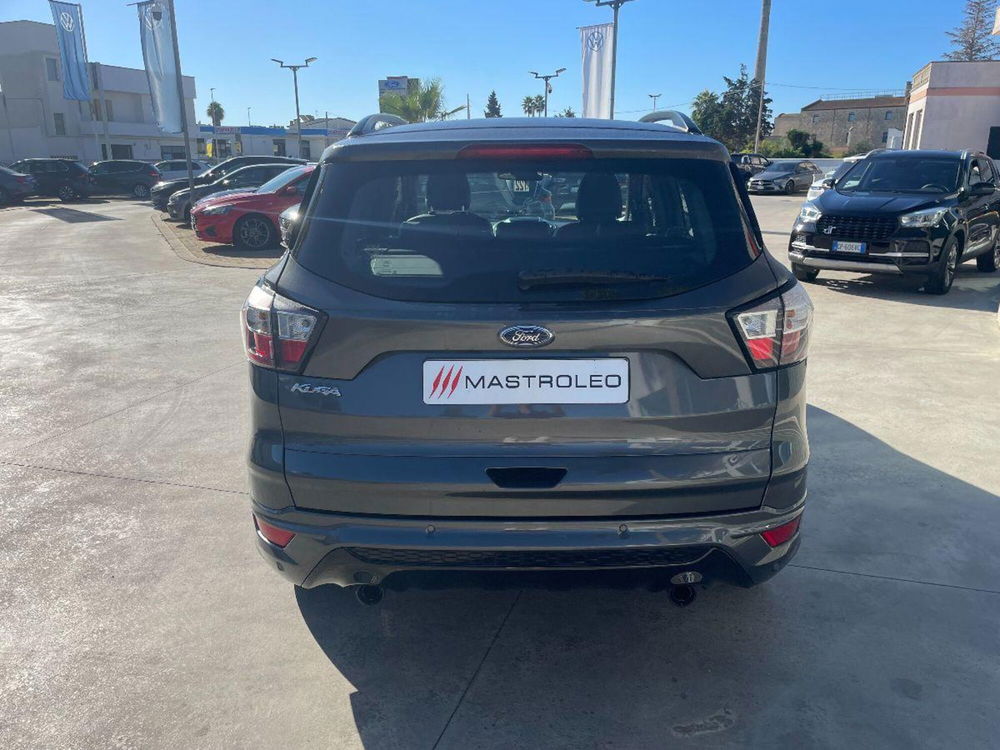 Ford Kuga usata a Lecce (12)