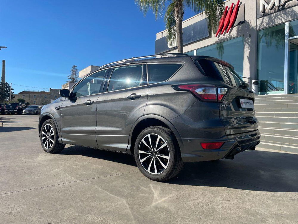 Ford Kuga usata a Lecce (15)