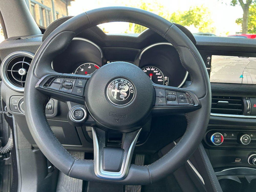 Alfa Romeo Stelvio usata a Reggio Emilia (12)