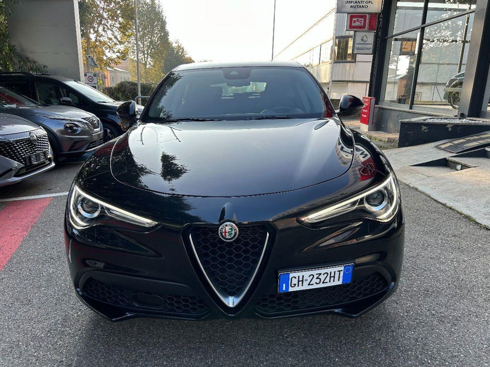 Alfa Romeo Stelvio usata a Reggio Emilia (2)