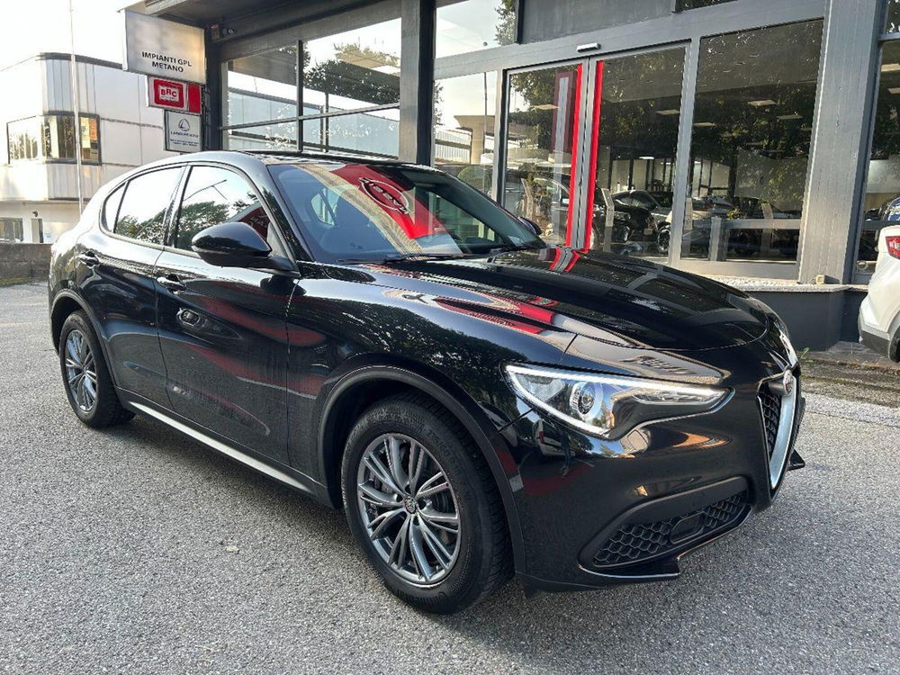 Alfa Romeo Stelvio usata a Reggio Emilia (3)