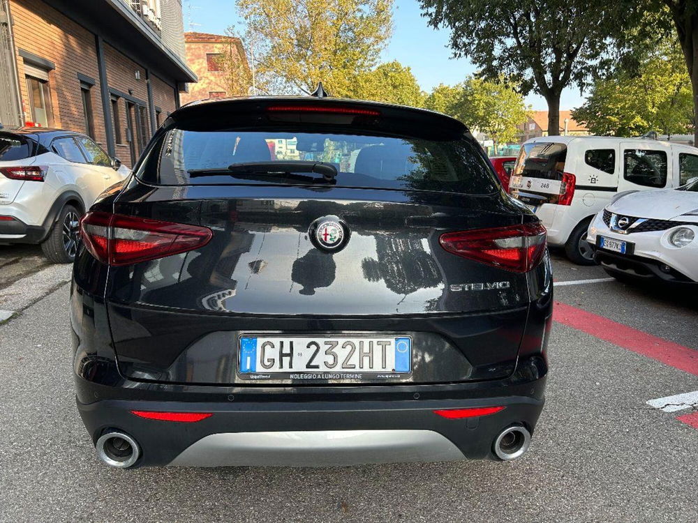 Alfa Romeo Stelvio usata a Reggio Emilia (6)