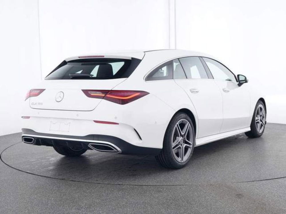 Mercedes-Benz CLA Shooting Brake usata a Milano (2)