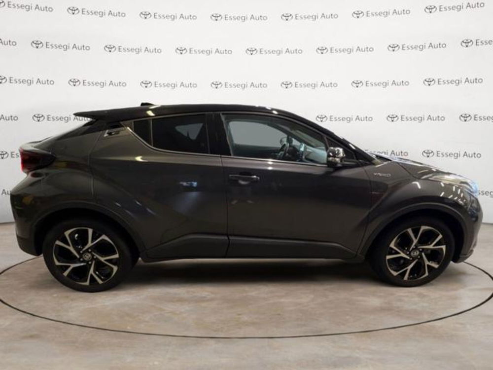 Toyota Toyota C-HR usata a Vercelli (14)