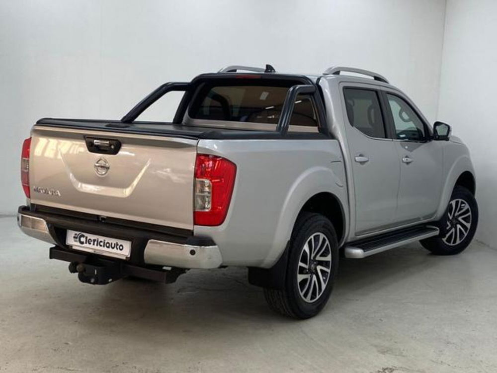 Nissan Navara usata a Como (2)