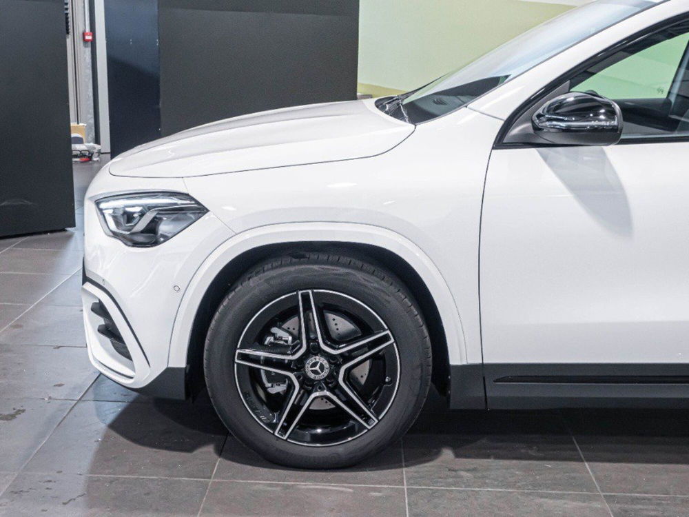 Mercedes-Benz GLA SUV nuova a Ancona (4)