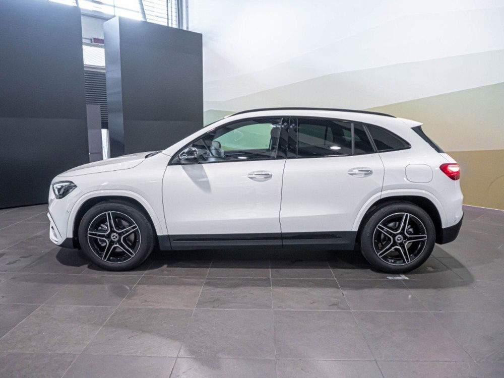 Mercedes-Benz GLA SUV nuova a Ancona (5)