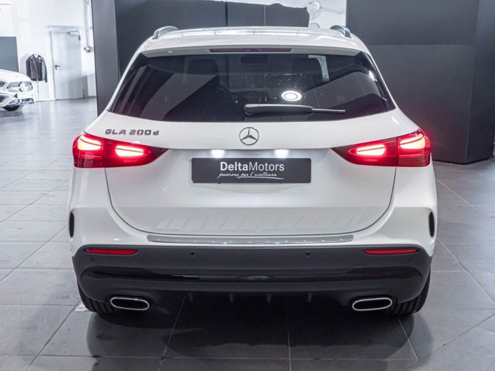 Mercedes-Benz GLA SUV nuova a Ancona (7)