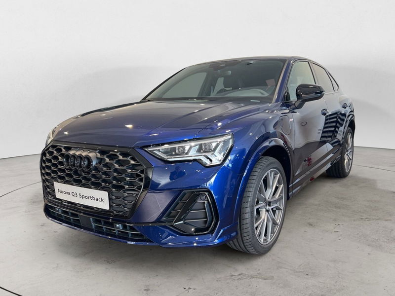 Audi Q3 Sportback 45 TFSI e S tronic S line edition nuova a Pozzuoli