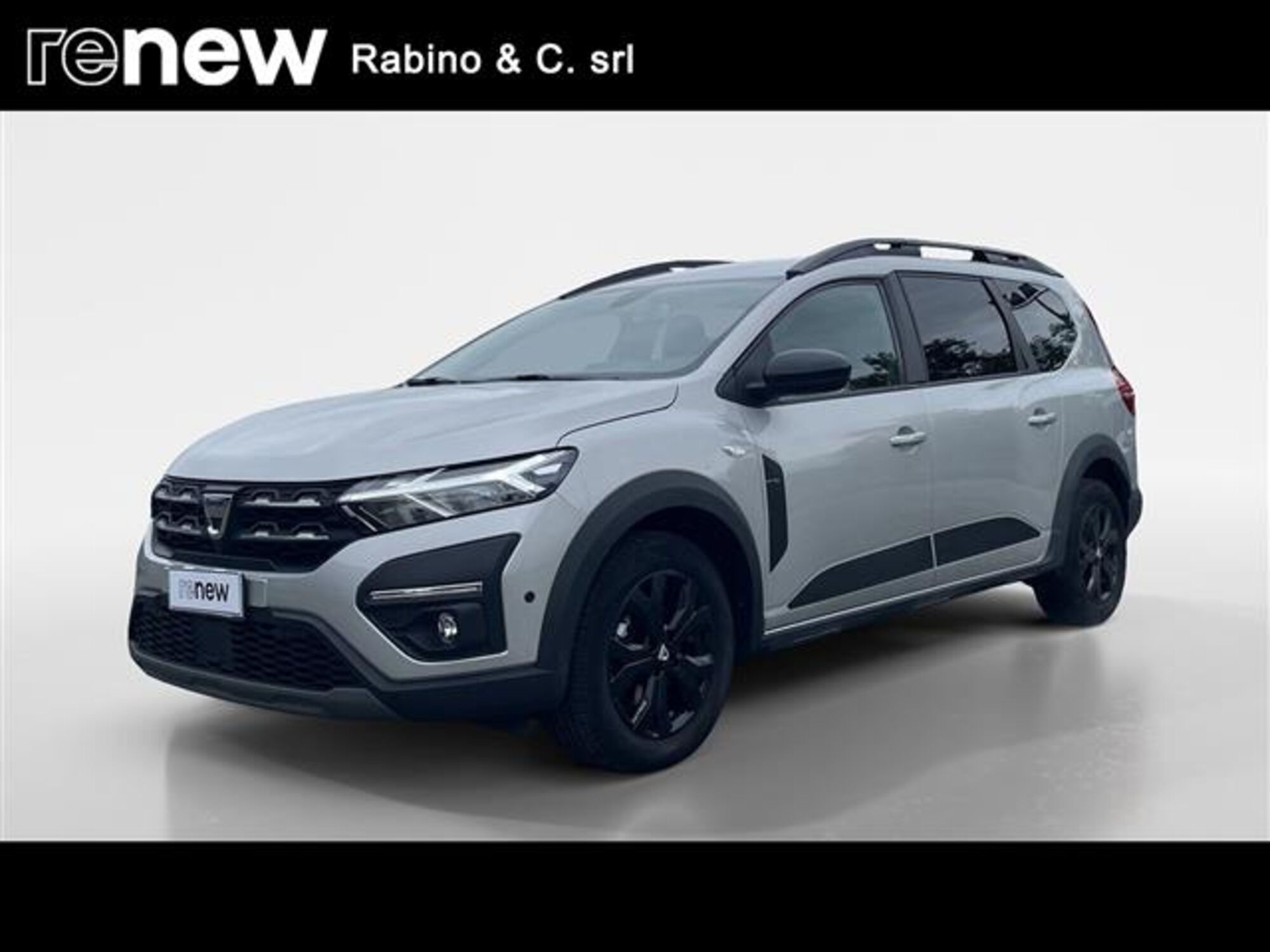 Dacia Jogger 1.0 tce Extreme UP Gpl 100cv 7p.ti del 2022 usata a Pinerolo