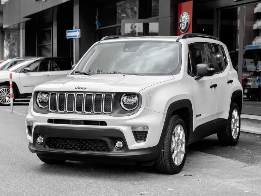 Jeep Renegade nuova a Prato (2)