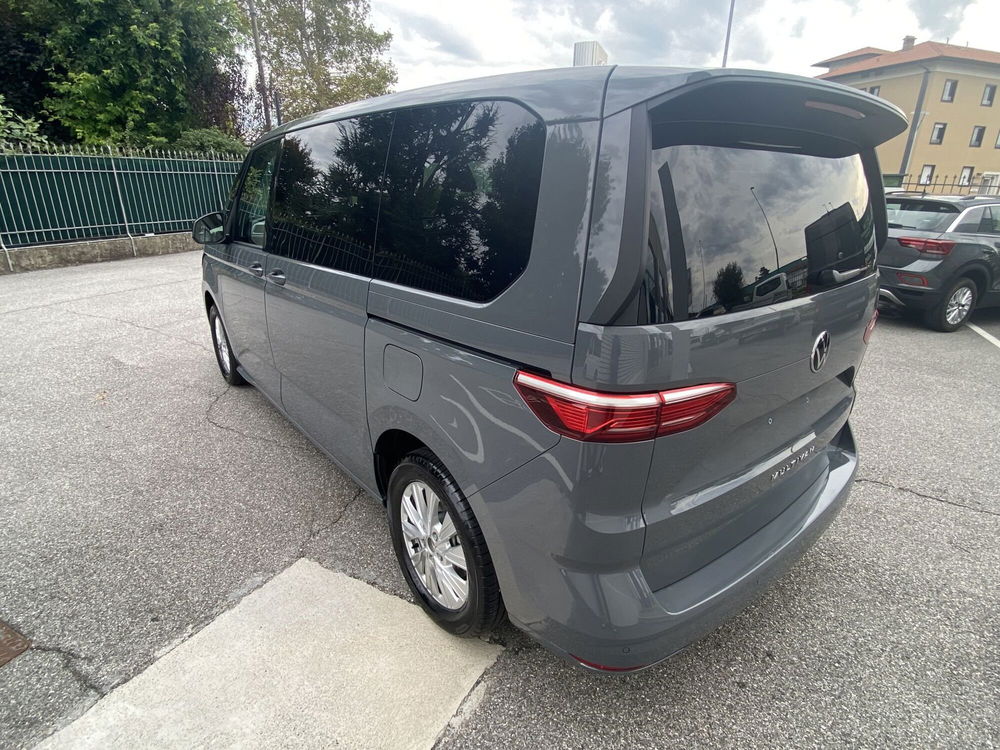 Volkswagen Multivan nuova a Brescia (12)