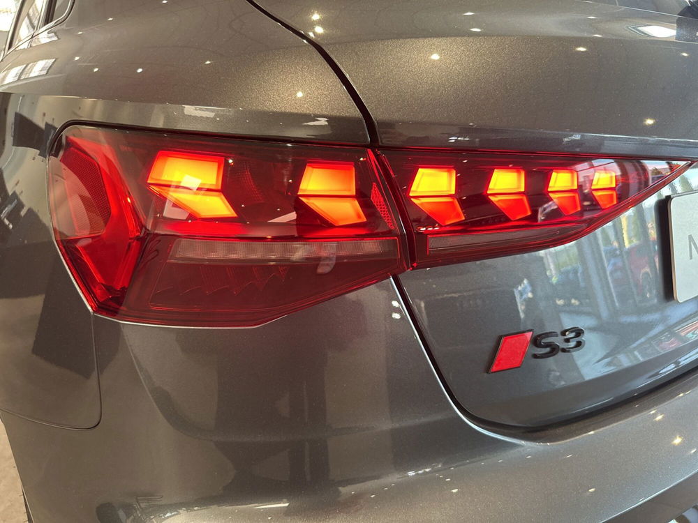 Audi S3 Sportback nuova a Prato (15)