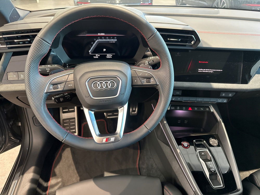 Audi S3 Sportback nuova a Prato (8)