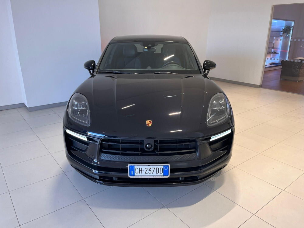 Porsche Macan usata a Napoli (8)