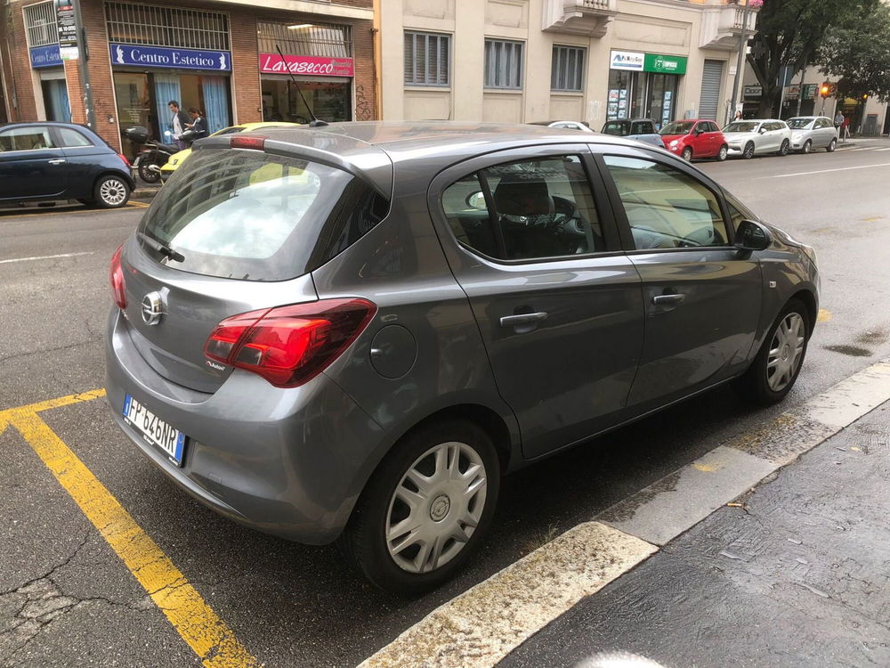 Opel Corsa usata a Milano (4)