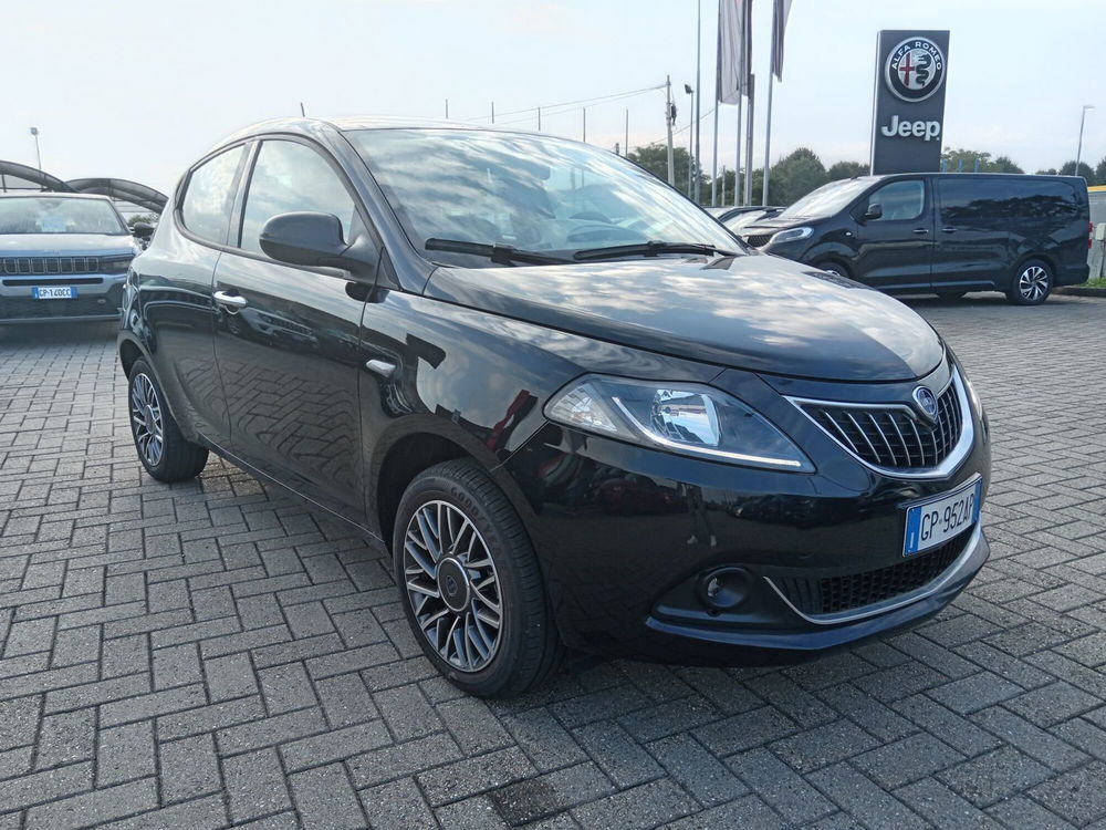 Lancia Ypsilon usata a Alessandria (3)