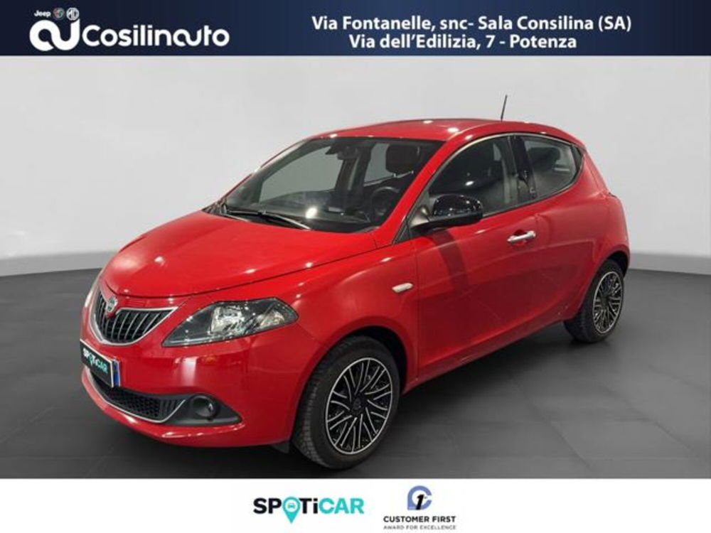 Lancia Ypsilon usata a Salerno