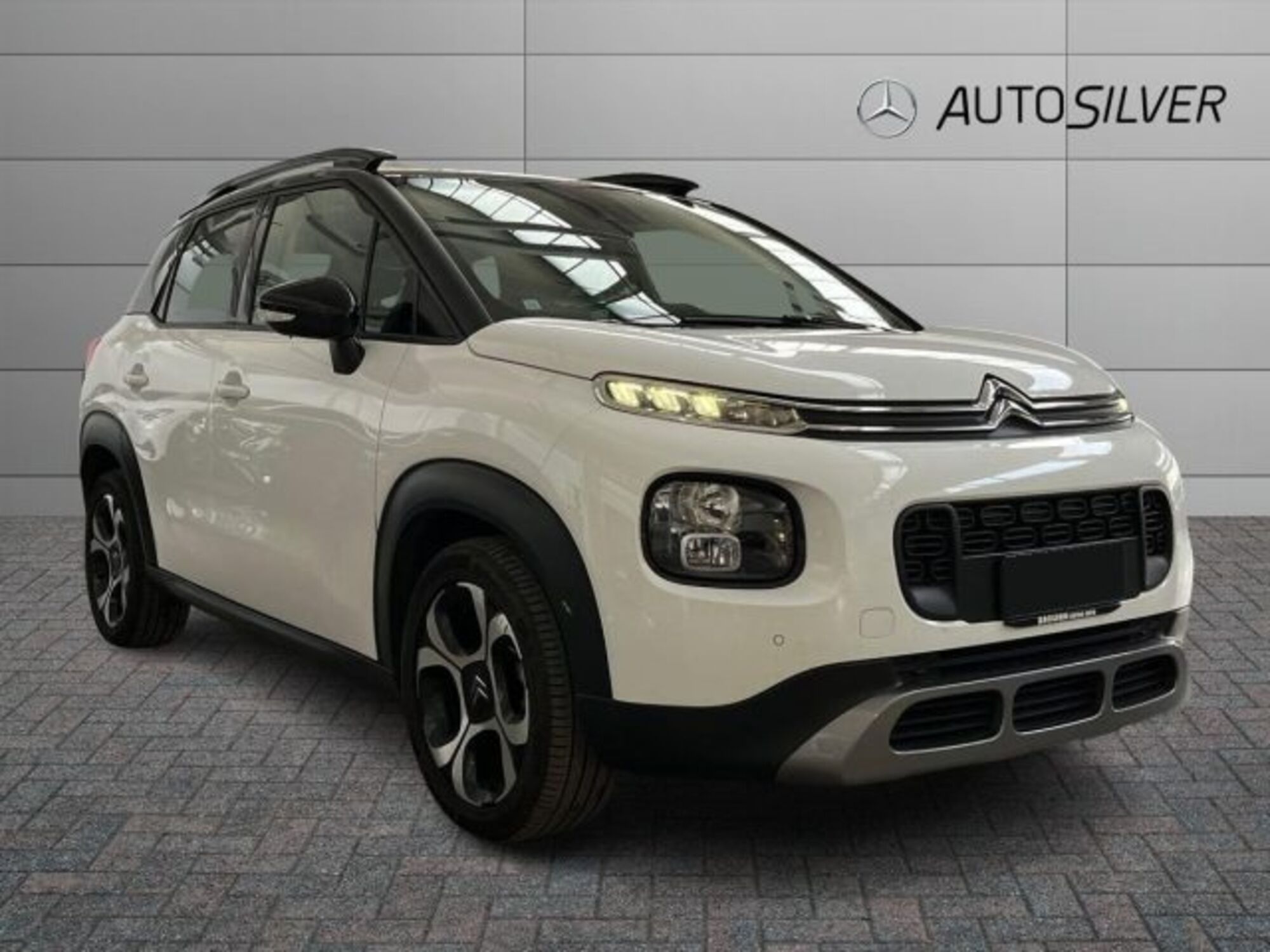 Citroen C3 Aircross BlueHDi 100 S&amp;S Shine  del 2019 usata a Verona