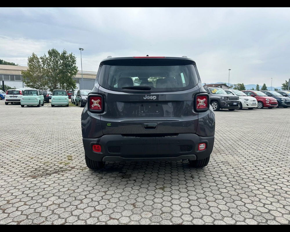 Jeep Renegade nuova a Lucca (6)