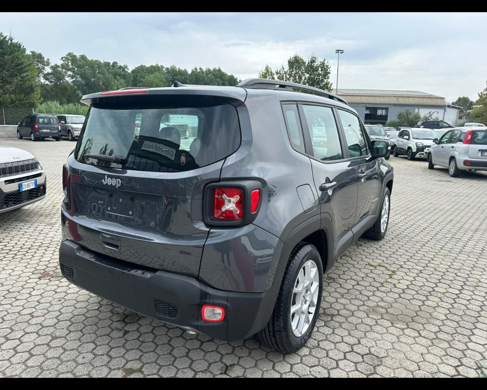 Jeep Renegade nuova a Lucca (7)