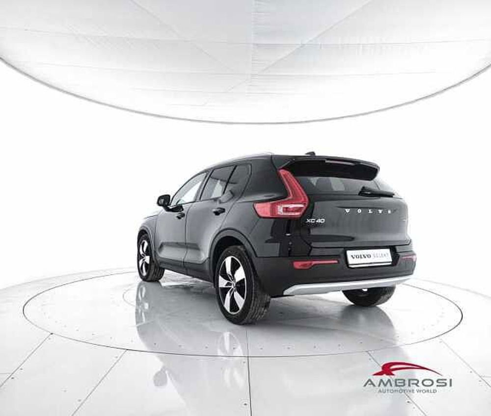 Volvo XC40 usata a Perugia (4)