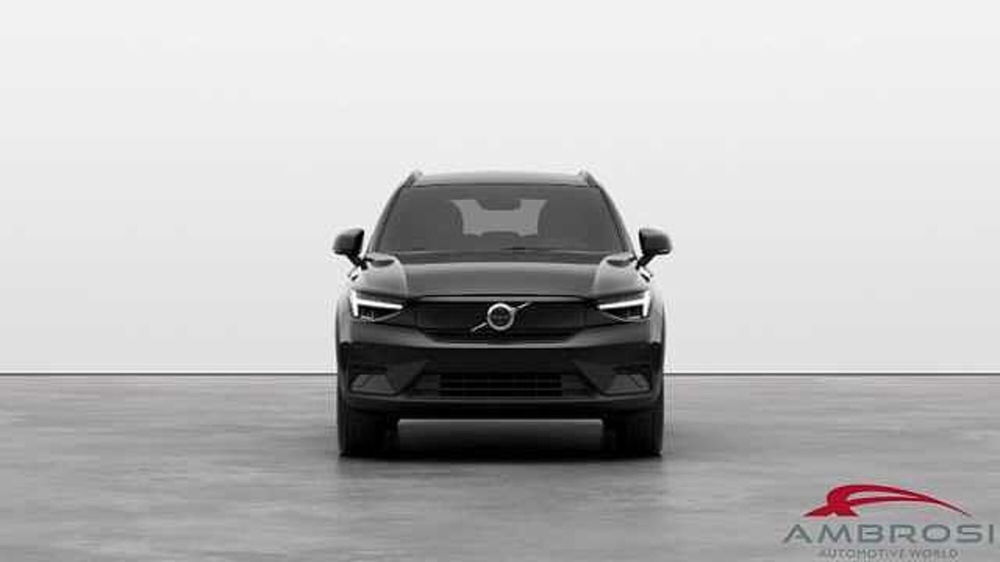 Volvo XC40 nuova a Viterbo (4)