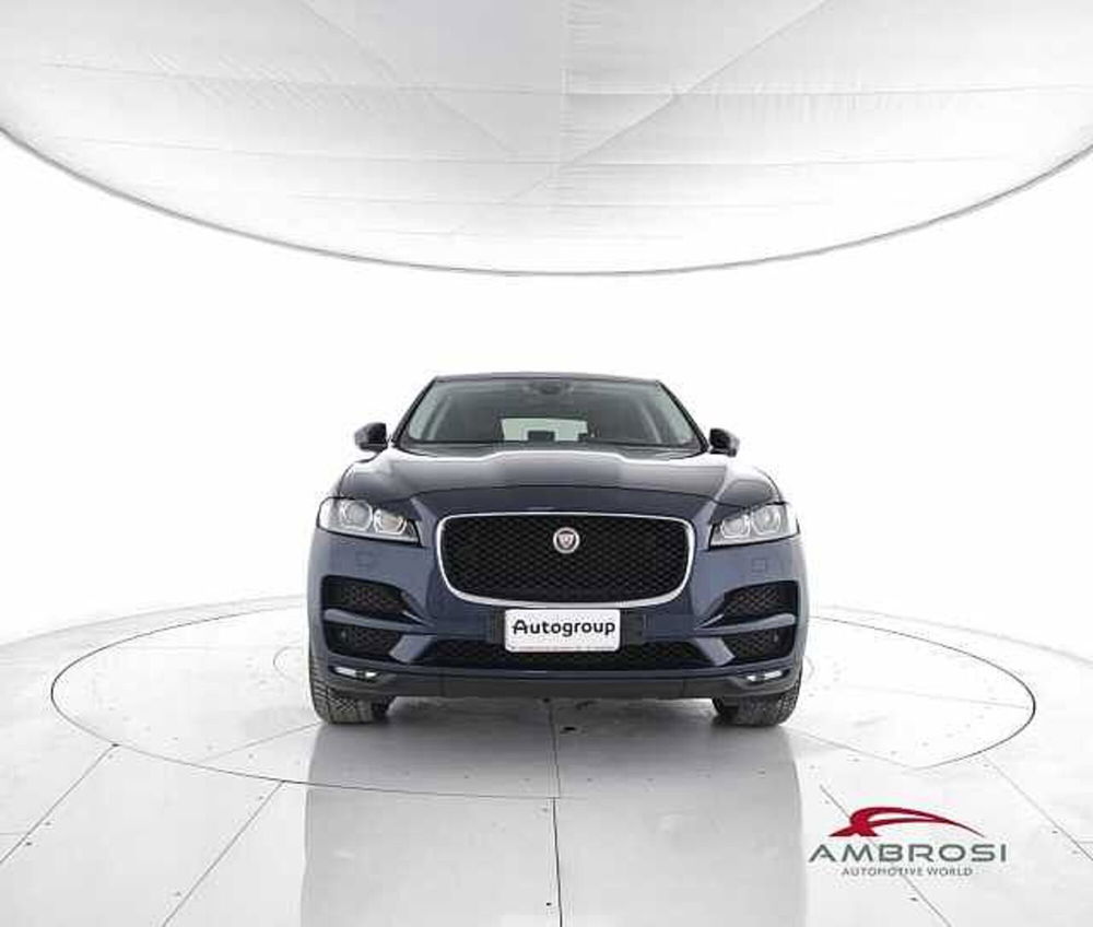 Jaguar F-Pace usata a Viterbo (5)