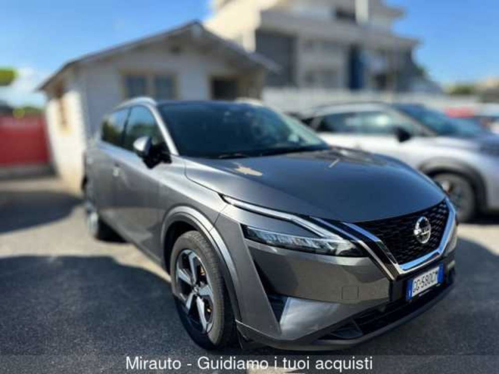 Nissan Qashqai usata a Roma